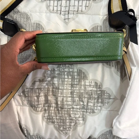 Marc Jacobs The Snapshot Bag - Picture 10 of 13